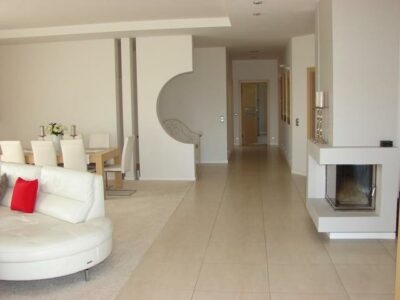 Przepiękny dom parterowy na działce 3400m2 - Dobra