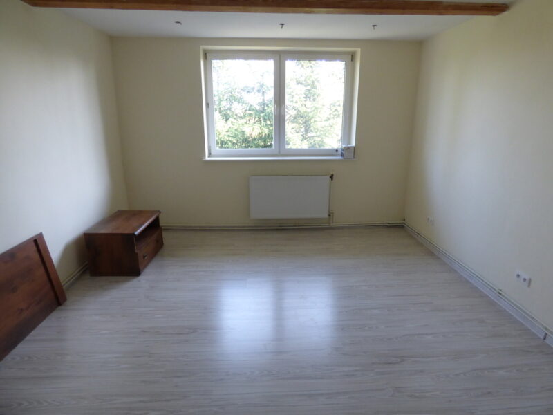 Stobno obiekt 430 m2 na działce 4000 m2