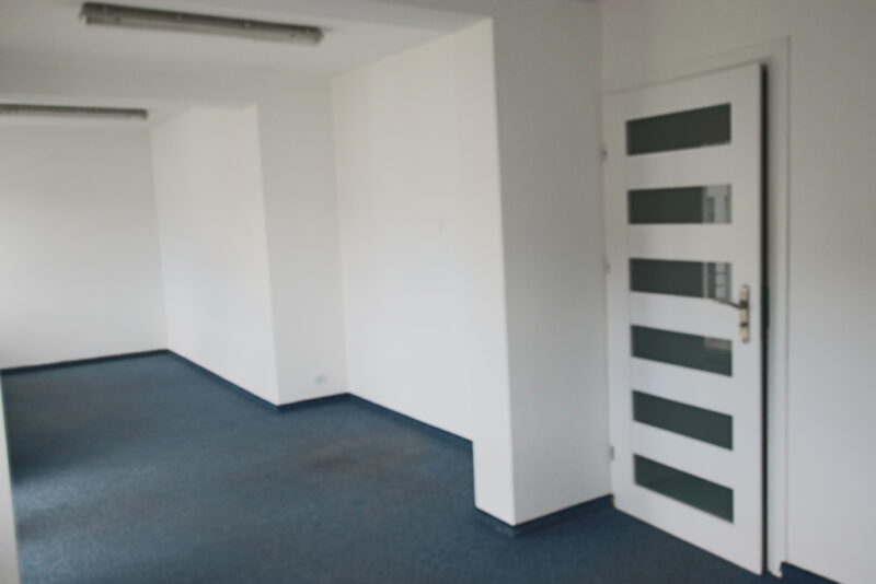 Centrum, lokal biurowy 100m2, cena 2500 netto