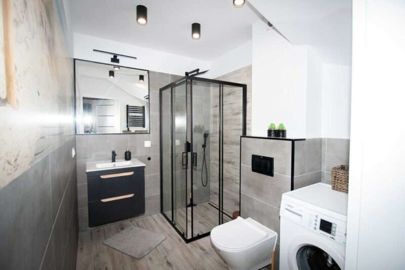 Apartament, pow. 62m2, 3 pokoje, ogródek, parking.