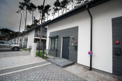 Apartament, pow. 62m2, 3 pokoje, ogródek, parking.