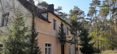 Bartoszewo Dom - lokal na dużej działce