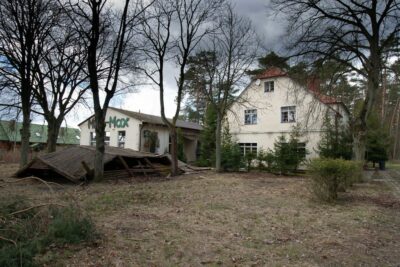 Bartoszewo Dom - lokal na dużej działce