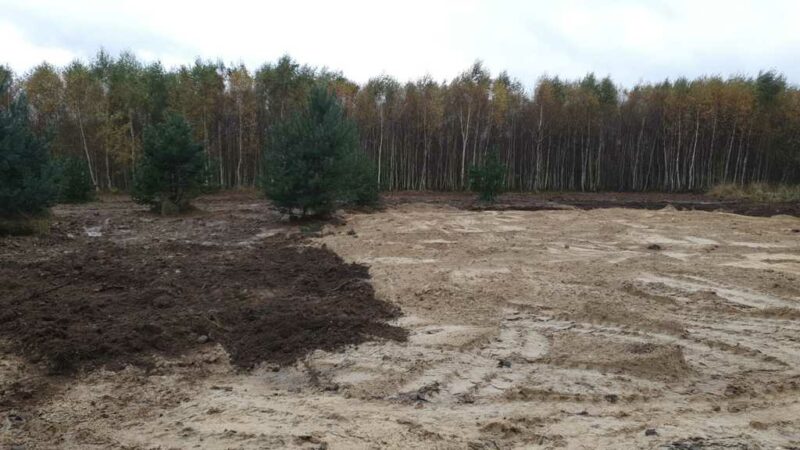 Działka budowlana warunkami zabudowy 25km od morza