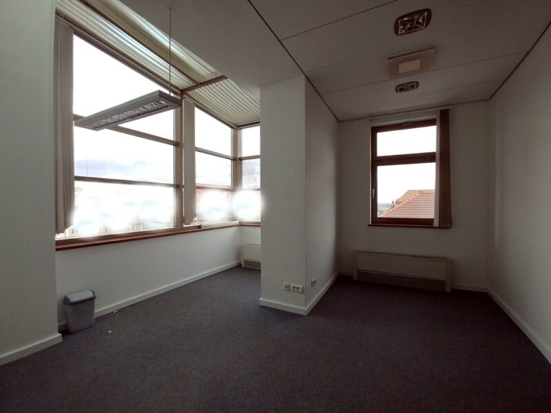 Lokal 150/600m2, serce miasta 70zł/1m2 + vat