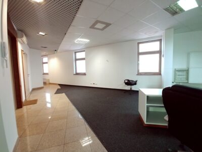 Lokal 150/600m2, serce miasta 70zł/1m2 + vat