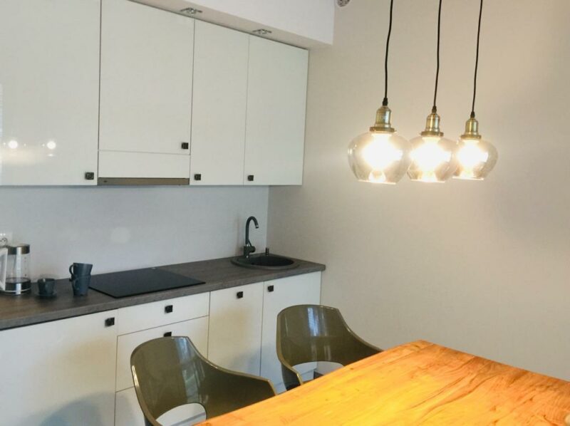 apartament nad morzem z basenem