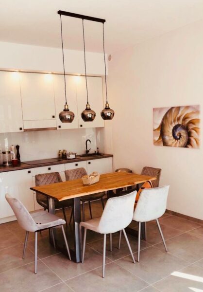 apartament nad morzem z basenem