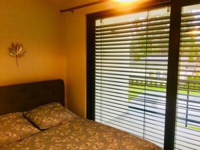 apartament nad morzem z basenem
