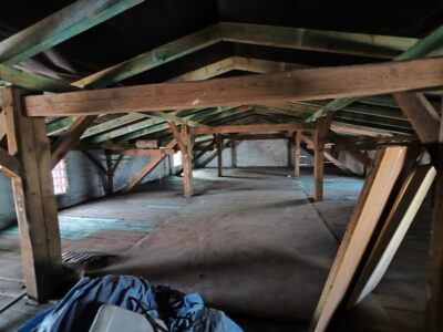 Hala magazynowo-produkcyjna+socjal. 130m2