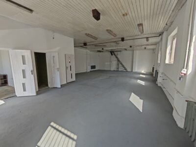 Hala magazynowo-produkcyjna+socjal. 130m2