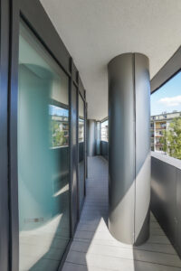 HANZA TOWER / 3 POK. / TARAS / 52M