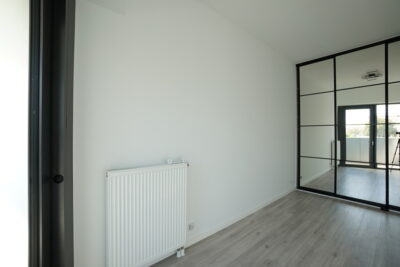 HANZA TOWER / 3 POK. / TARAS / 52M