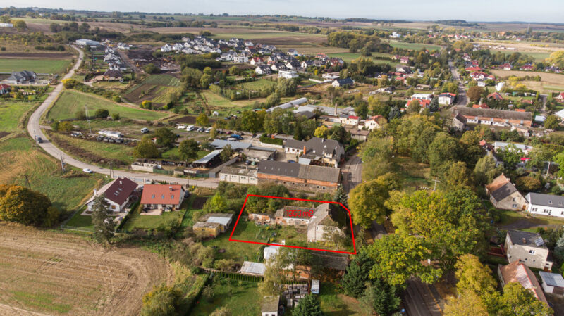 Warzymice działka 1356 m2, dom 178 m2, bud. gosp.