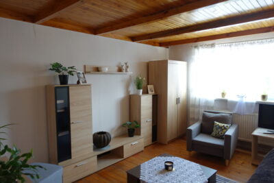 Tanowo hale 849 m2 plus dom 89 m2