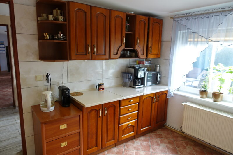 Tanowo hale 849 m2 plus dom 89 m2