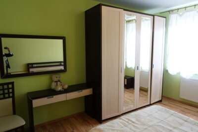 Budynek mieszkalny, 641,5 m2 działka 1503 m2