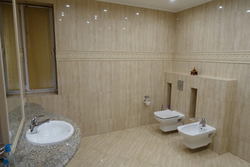 Budynek mieszkalny, 641,5 m2 działka 1503 m2