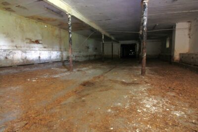 Budynek gospodarczy z dużą działką–Koło Stargardu
