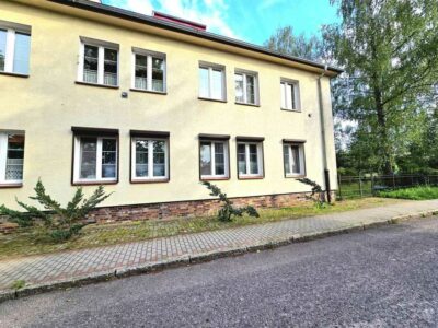 Mieszkanie na parterze z ogrodem.