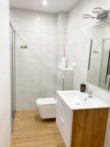 Apartament nad morzem, basen, taras, parking