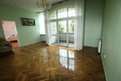 Kamienica z potencjałem 200 m od jeziora!!!