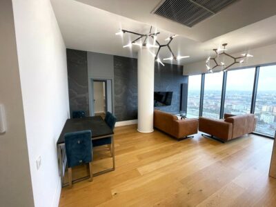 Na wynajem luksusowy apartament w centrum.