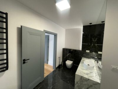 Na wynajem luksusowy apartament w centrum.