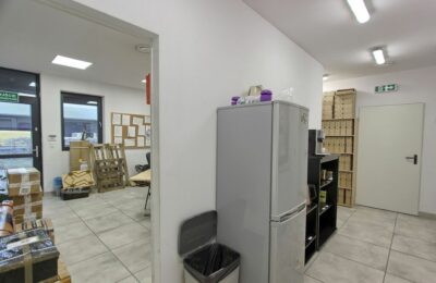 Lokal użytkowy + magazyn w Centrum