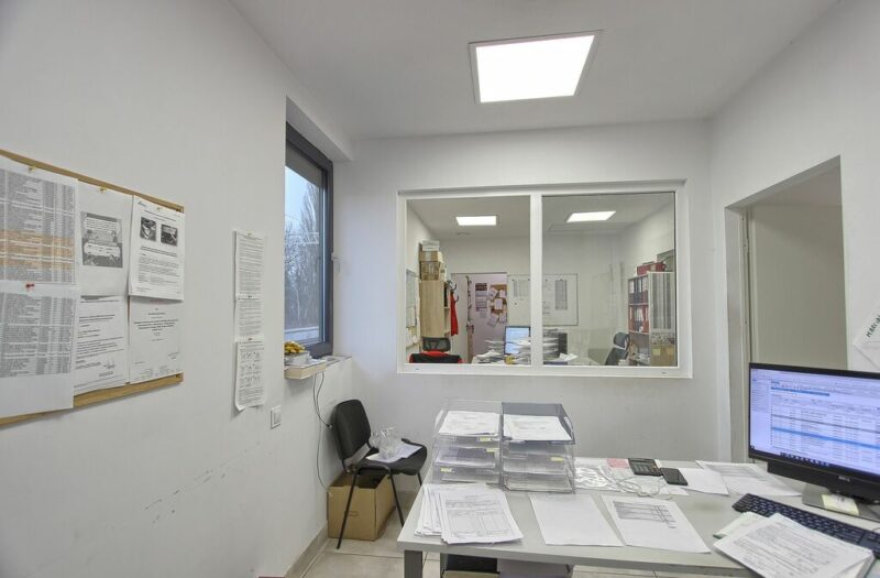 Lokal użytkowy + magazyn w Centrum