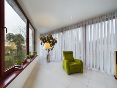 Apartament z tarasem i jacuzzi przy lesie