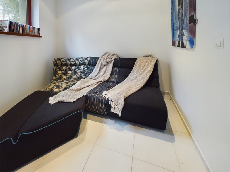 Apartament z tarasem i jacuzzi przy lesie