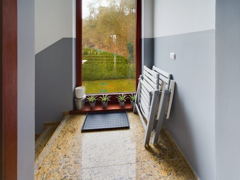 Apartament z tarasem i jacuzzi przy lesie