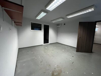 DOM NA DZIAŁALNOŚĆ NA BEZRZECZU
