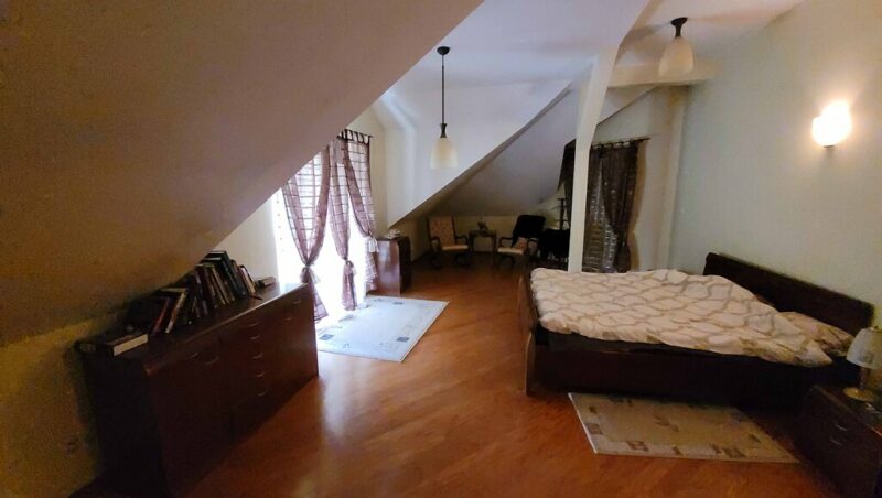 Piękny dom na Osowie z lokalem użytkowym