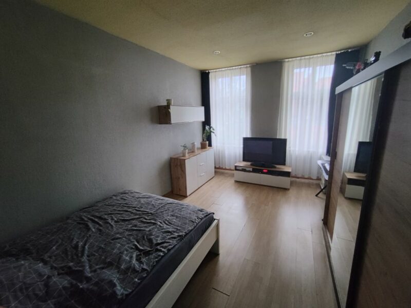 Na sprzedaż 4 pok.z balkonem na pierwszym piętrze.