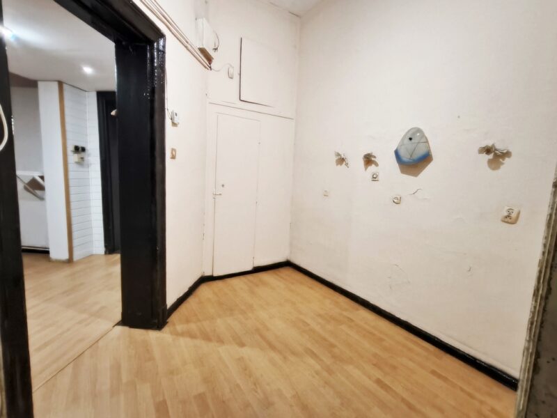 Nowa cena -lokal narożny o pow. 60,62 m2 z witryną