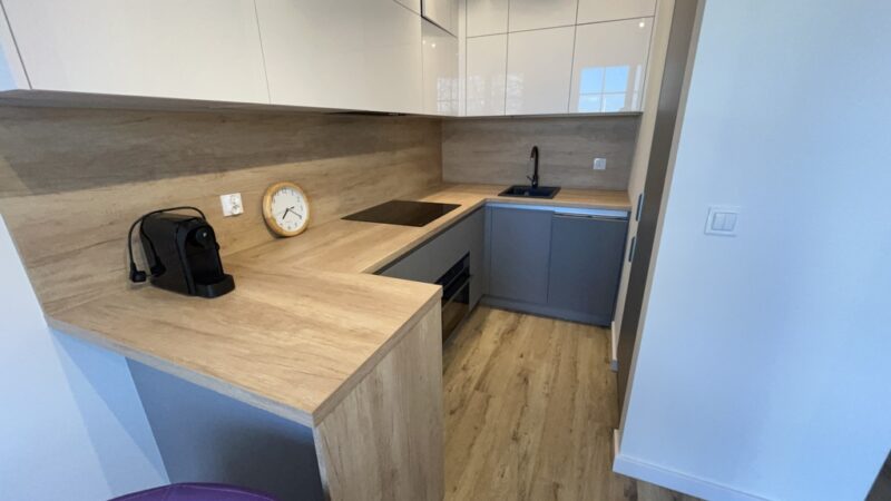Piękny atartament 2 pok.balkon w stylu loft.
