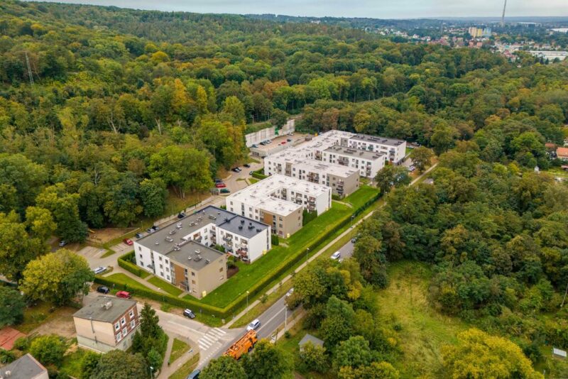 Msc. parkingowe, zamknięte osiedle - ul.Grabowa