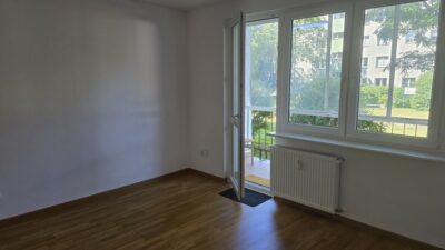 2 pokoje, balkon, parter-obok Hanza, po remoncie!