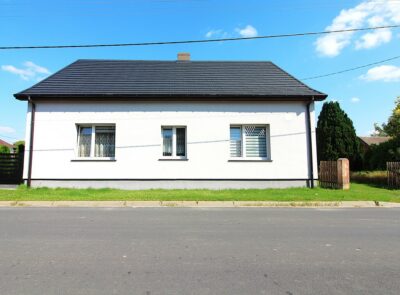 Dom 120 m² nad jeziorem, działka - 4700 m²