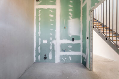 Nowoczesny loftowy apartament w centrum miasta.