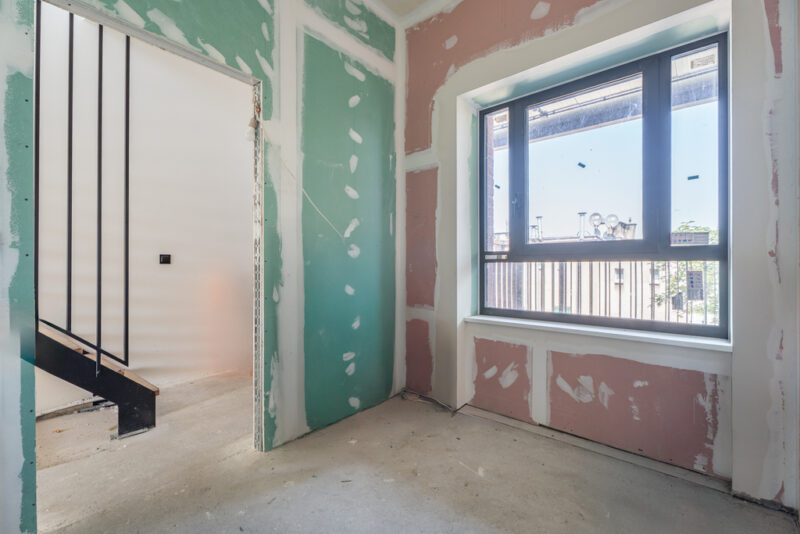 Nowoczesny loftowy apartament w centrum miasta.