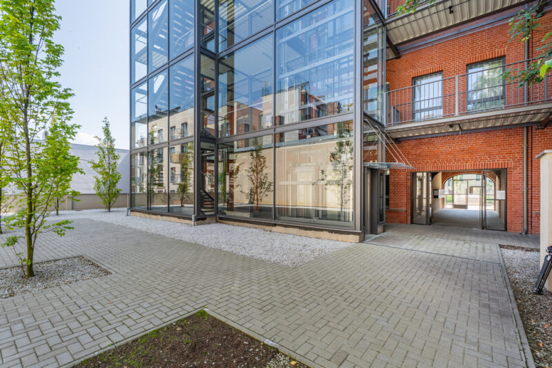 Nowoczesny loftowy apartament w centrum miasta.