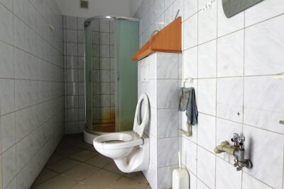 Na sprzedaż: nieruchomość gruntowa zabudowana