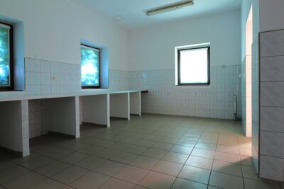 Na sprzedaż: nieruchomość gruntowa zabudowana