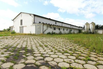 Na sprzedaż: Nieruchomość gruntowa zabudowana