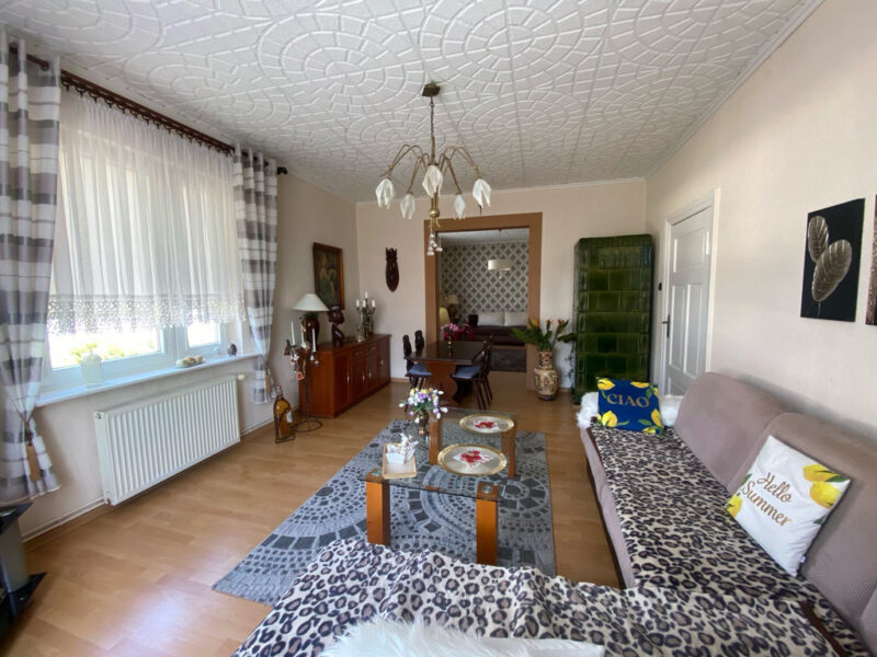 Piętro domu, ogród, spokojna okolica