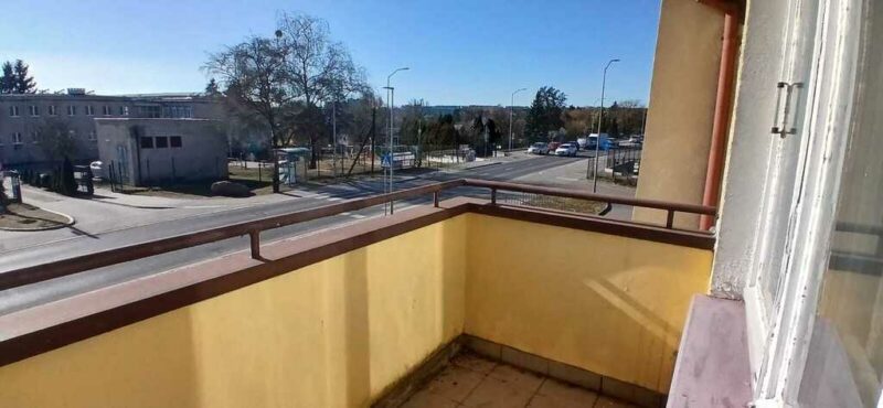 3-pokoje z dużym garażem w cenie ul. Hoża