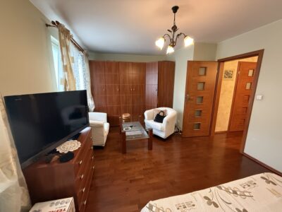 Spółdzielcze wł 5pok/dwa mieszk. 131m2 + garaż